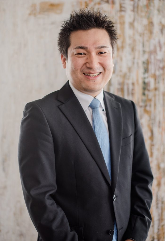 専属講師 YUSUKE
